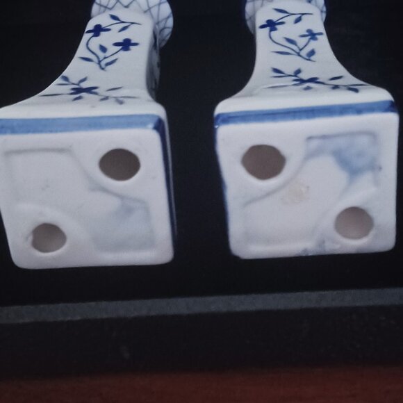 Pair of Vintage Cobalt Blue & White 5" Vases - Picture 3 of 5